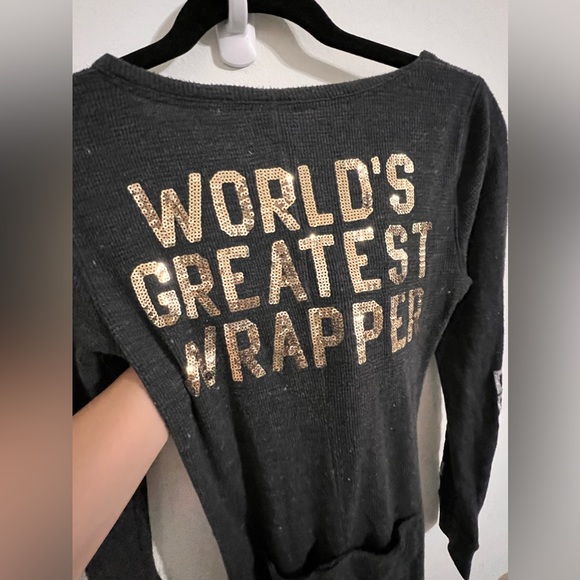 VS Pink Blinged sequin  PJ Onesie Christmas - Picture 5 of 11